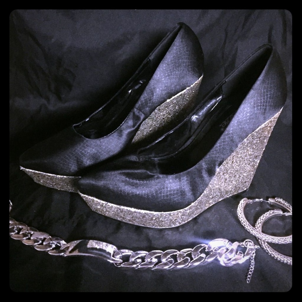 Iman Black and Silver Wedges